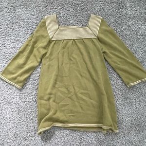 Banana Republic cropped sleeve green sweater